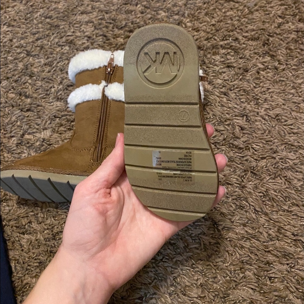 MK Girls Boots - Size 7